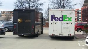 Accidentes con Camiones Comerciales-Fed Ex - UPS - Amazon Truck 